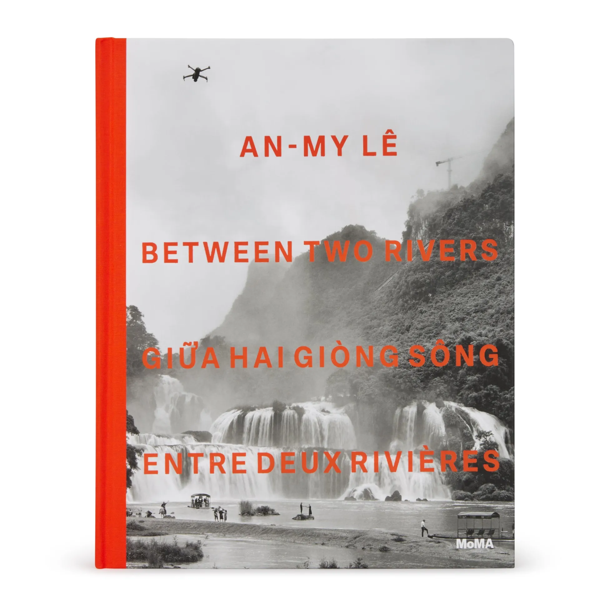 An-My Lê: Between Two Rivers - Hardcover