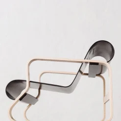 Artek Aalto Armchair 41 “Paimio”