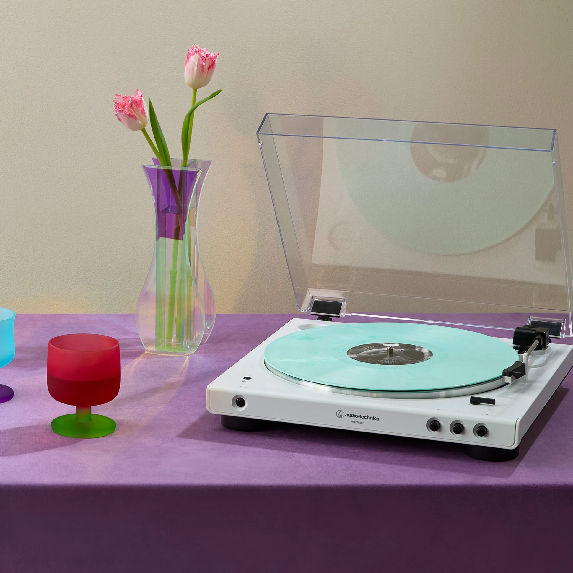 Audio-Technica AT-LP60XBT-WW Bluetooth Turntable