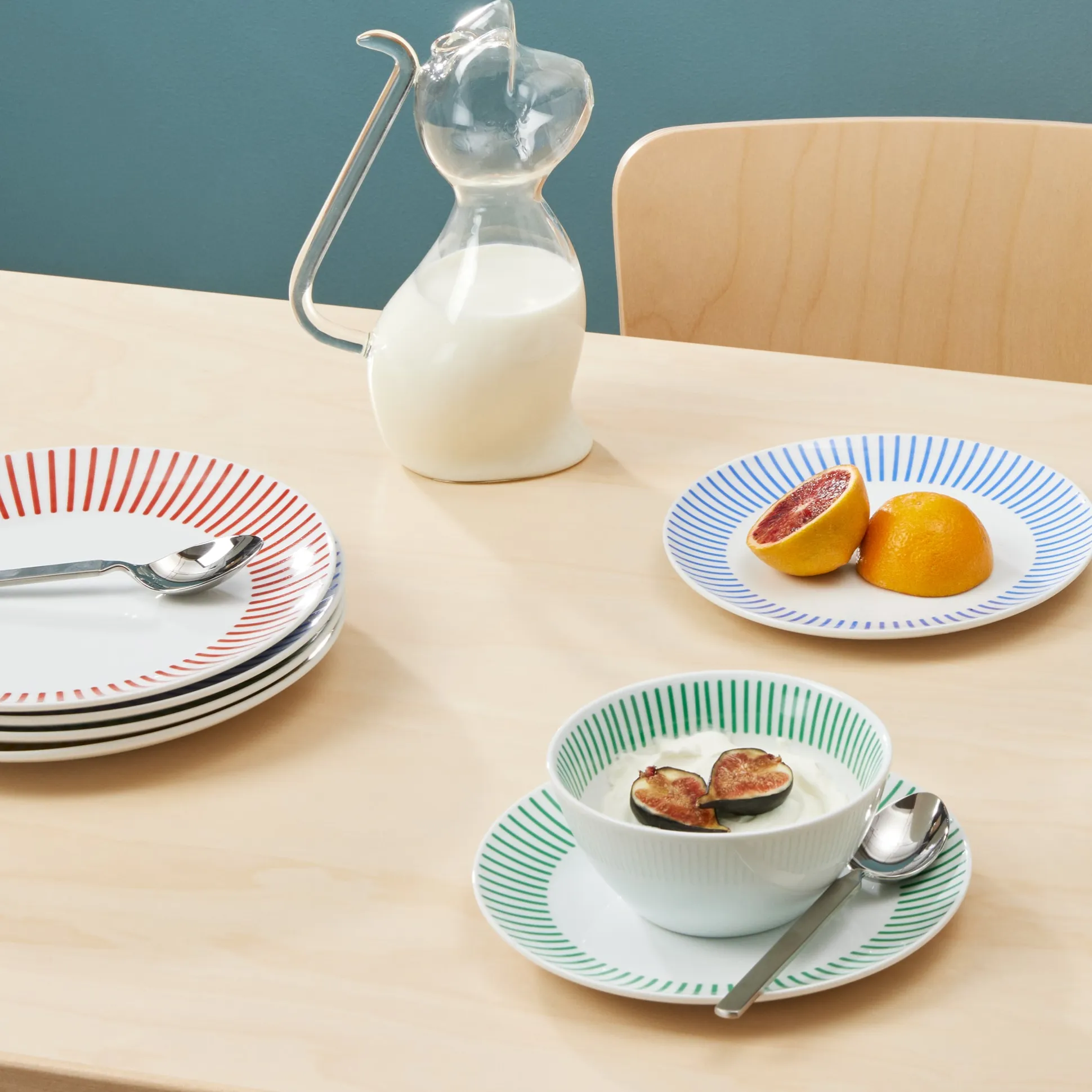 Bodum Jazz Porcelain Dinnerware - Set of 16