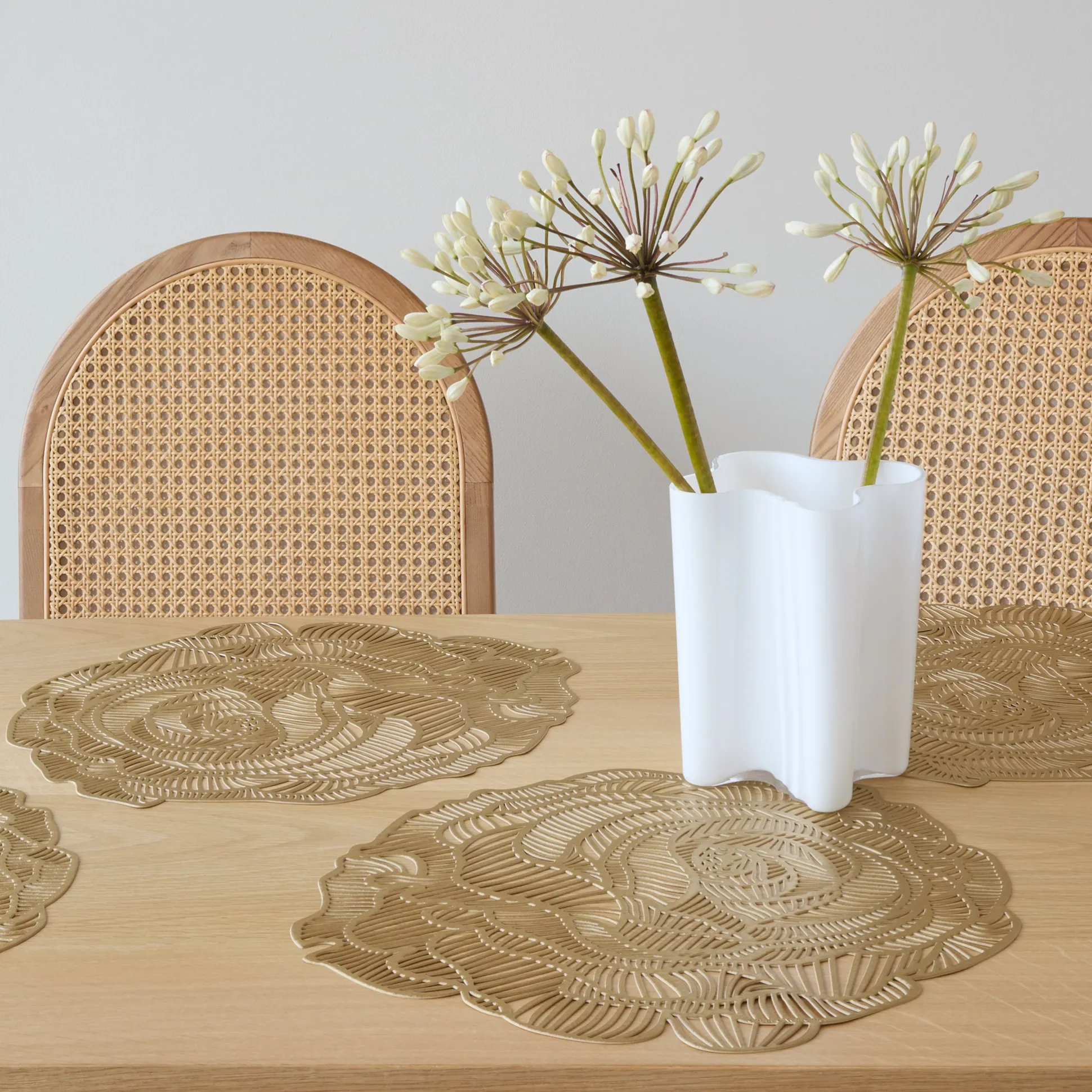Chilewich Rose Round Placemat
