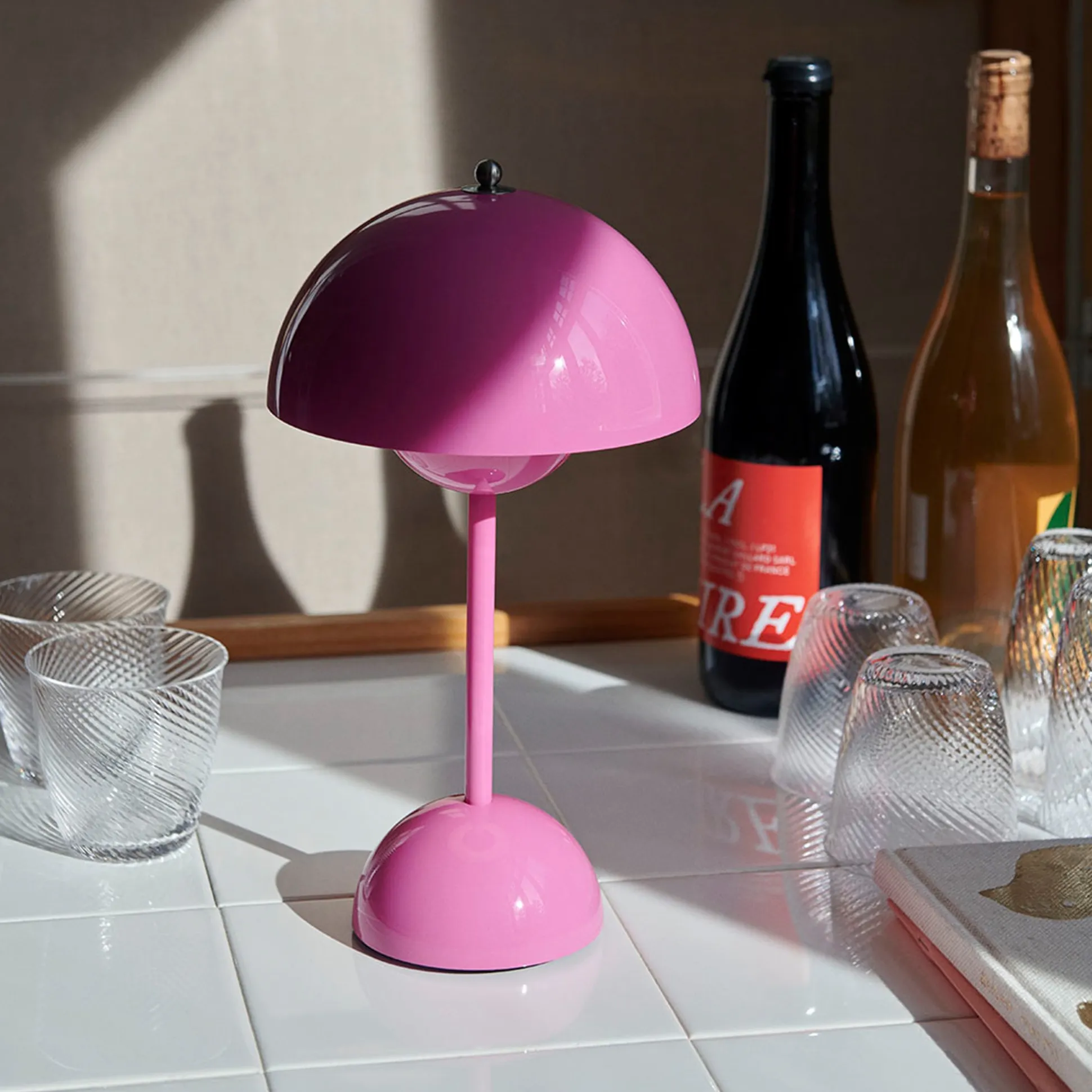 Flowerpot VP9 LED Portable Lamp
