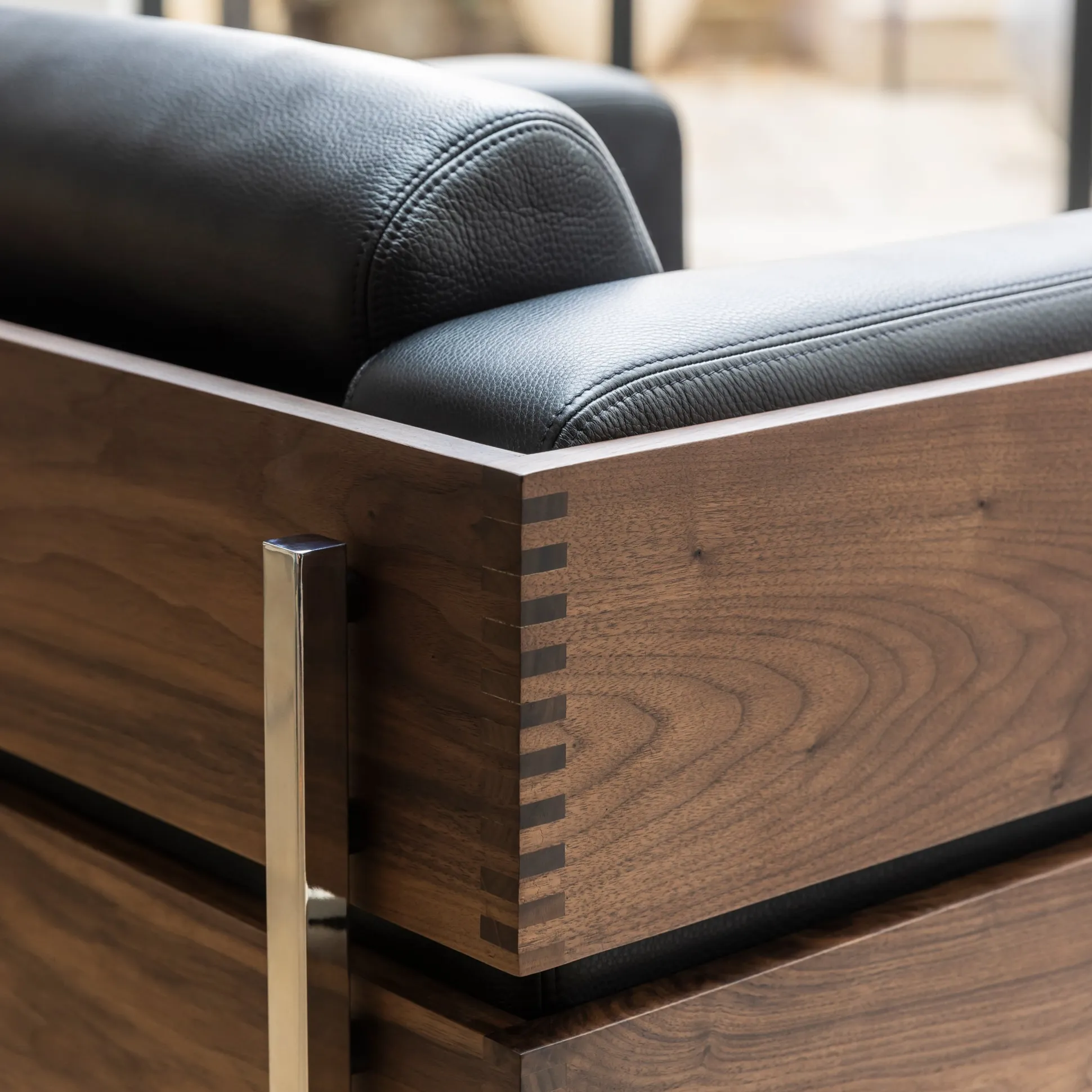 Forum Armchair