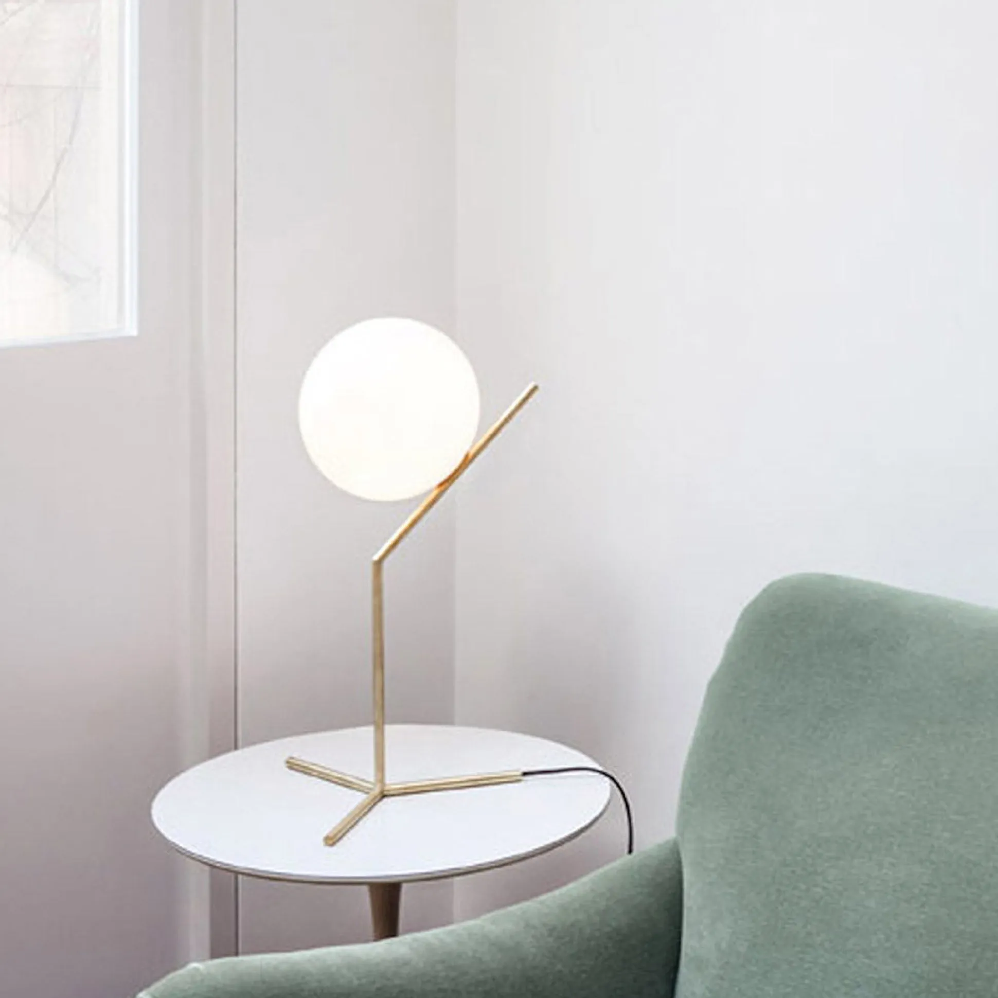 IC Table Lamp