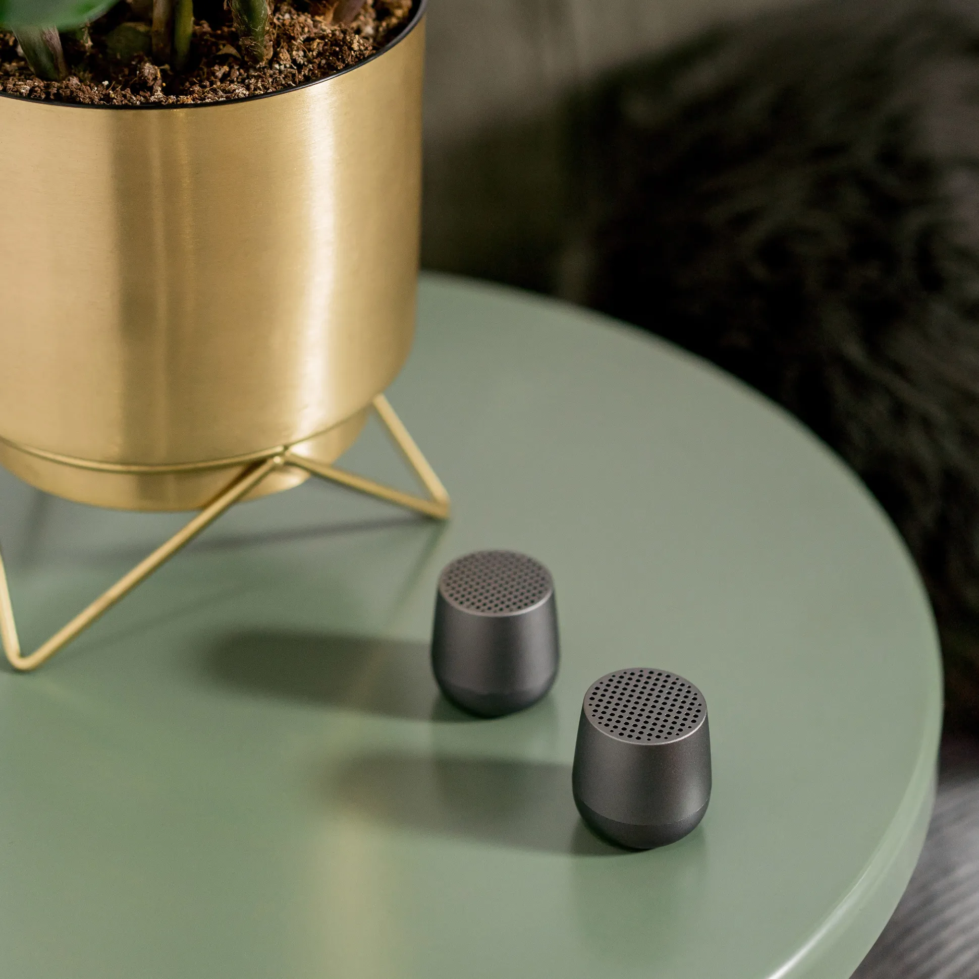 Lexon Mino+ Wireless Charging Speaker