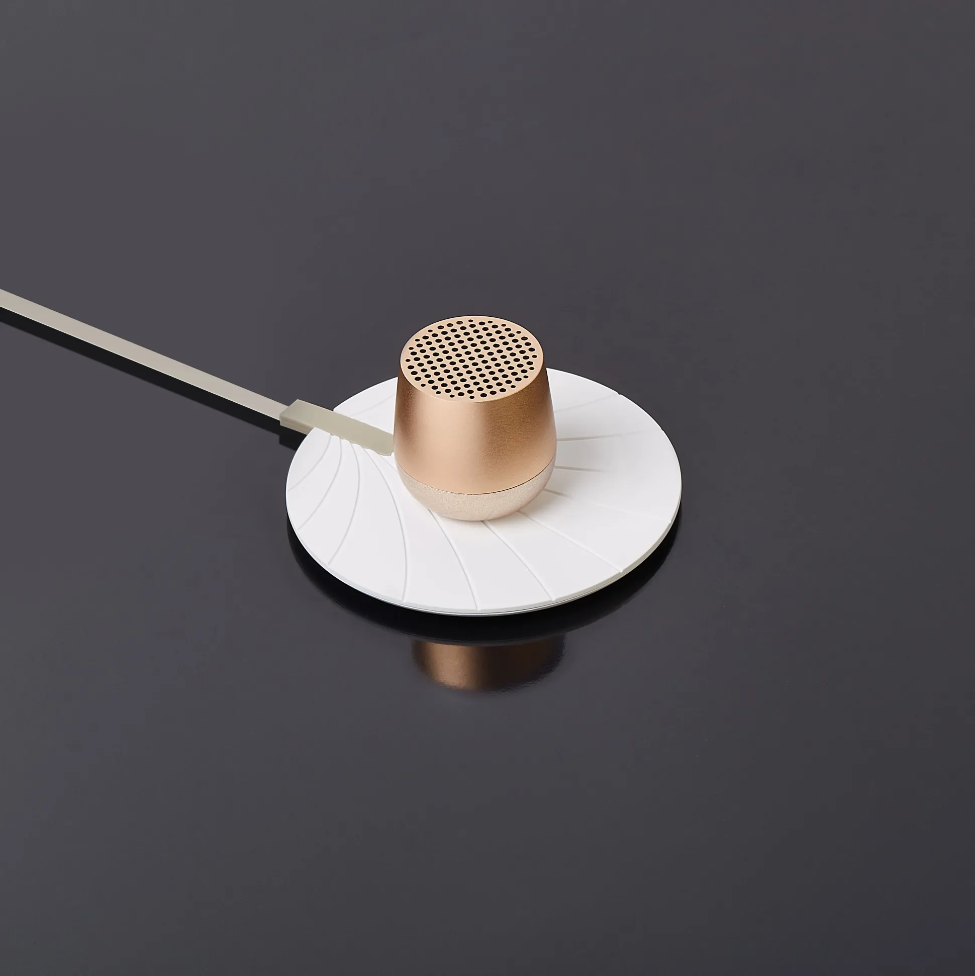 Lexon Mino+ Wireless Charging Speaker