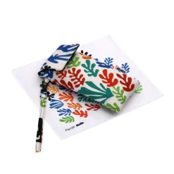 MoMA Henri Matisse Akila Sunglasses Puff Pouch and Lens Cloth
