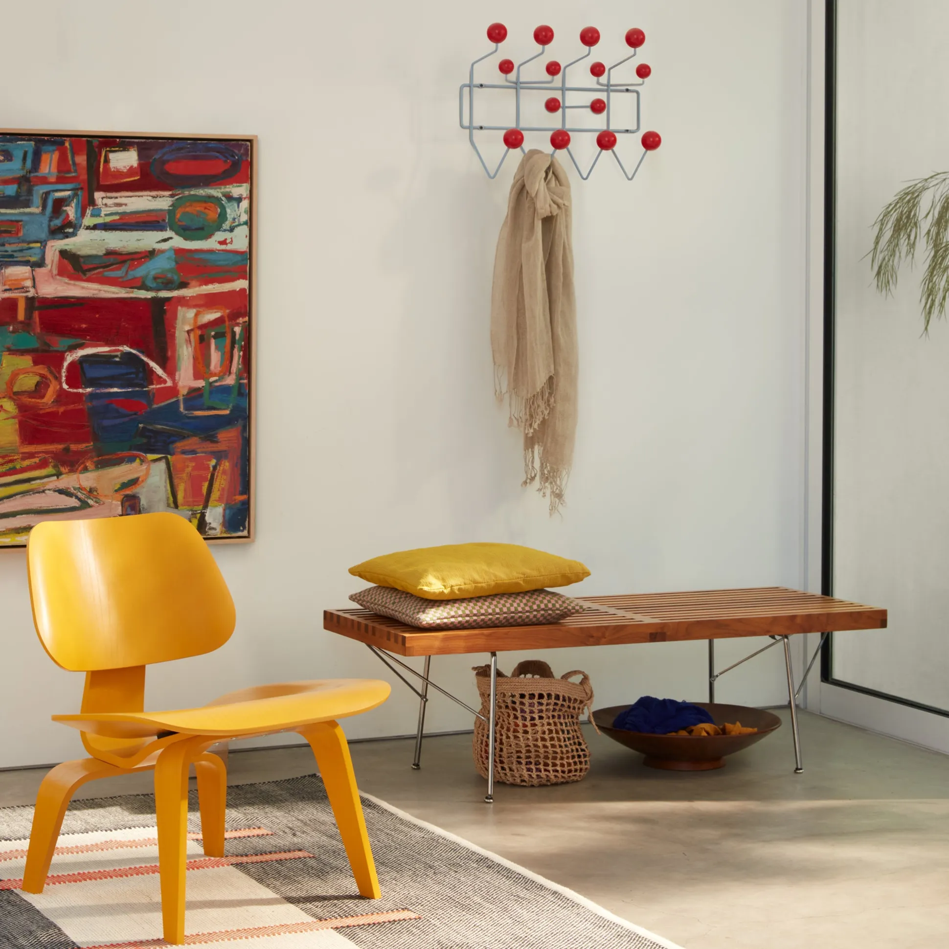 Nelson™ Platform Bench - Metal Base from Herman Miller