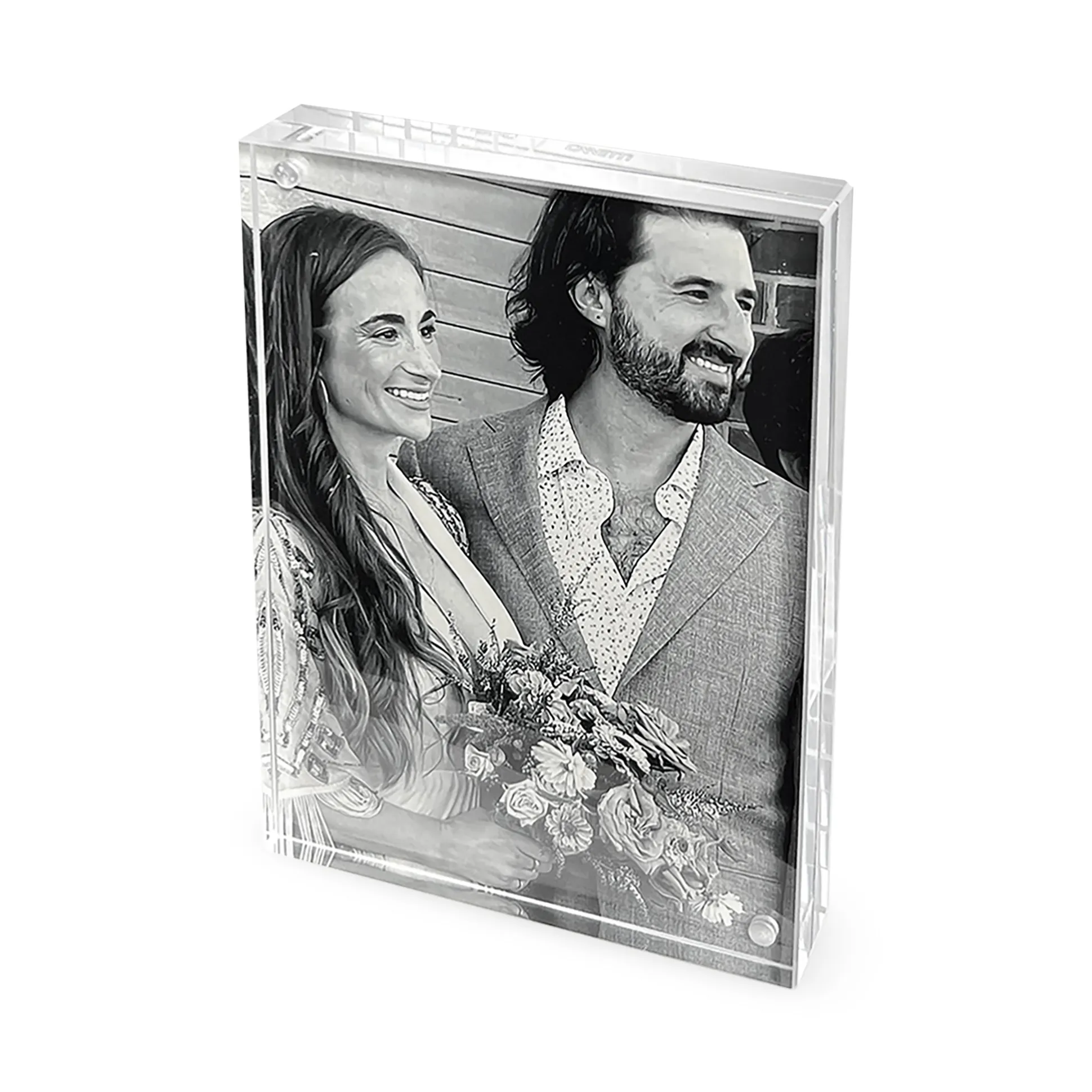 Nicolai Canetti Magnetic Picture Frame - 5 x 7”