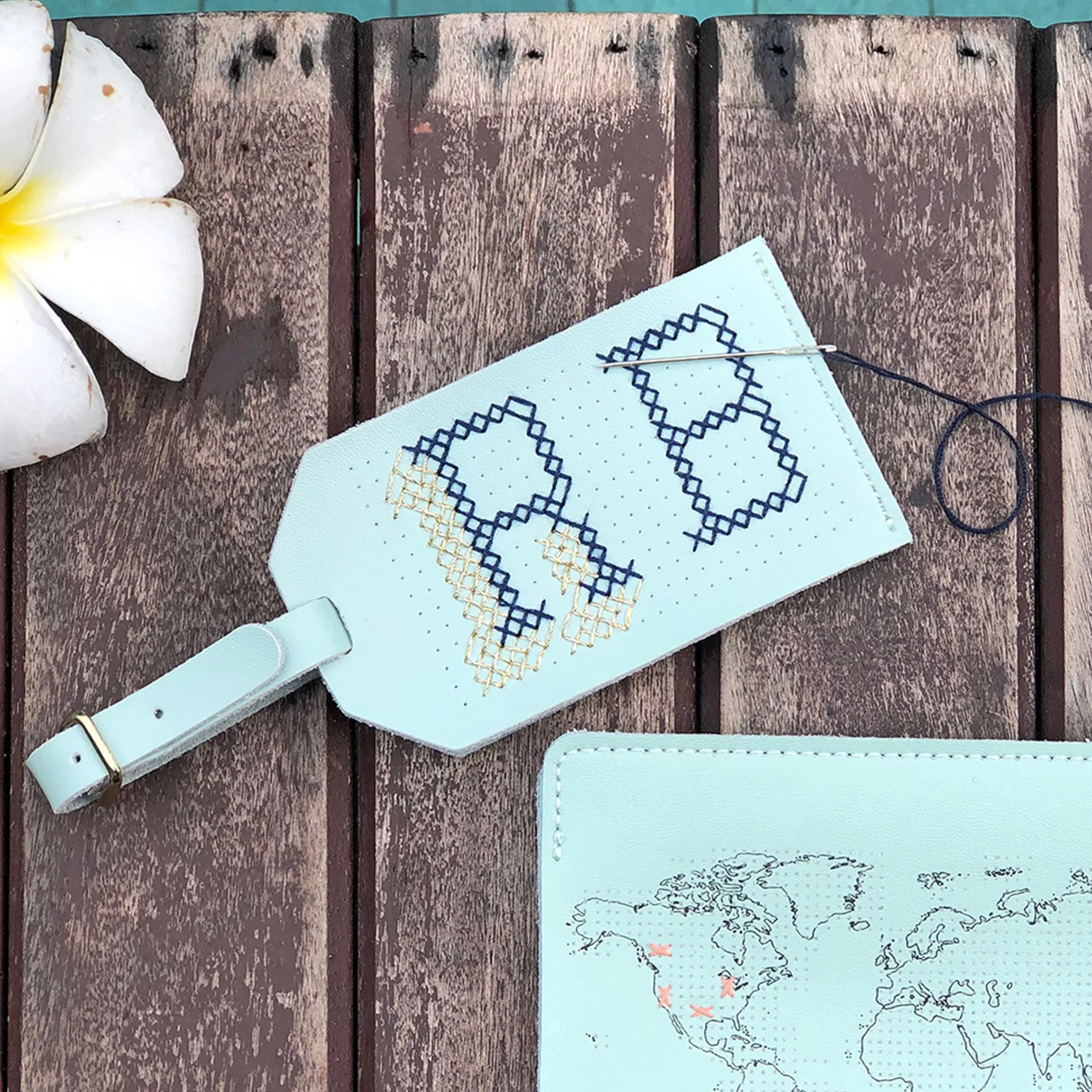 Stitch Your Luggage Tag DIY Kit