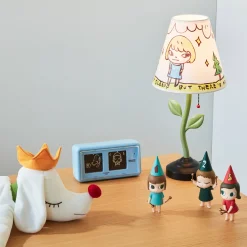 Yoshitomo Nara Walk On Flip Clock